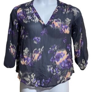 Joie SILK gray with purple floral sheer v-neck 3/4 sleeve blouse w/ smocking XS